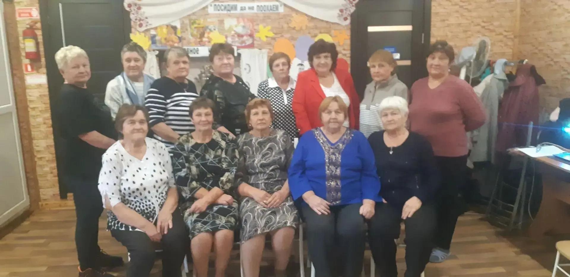 Золотая осень, душевные песни и пионерская юность 
