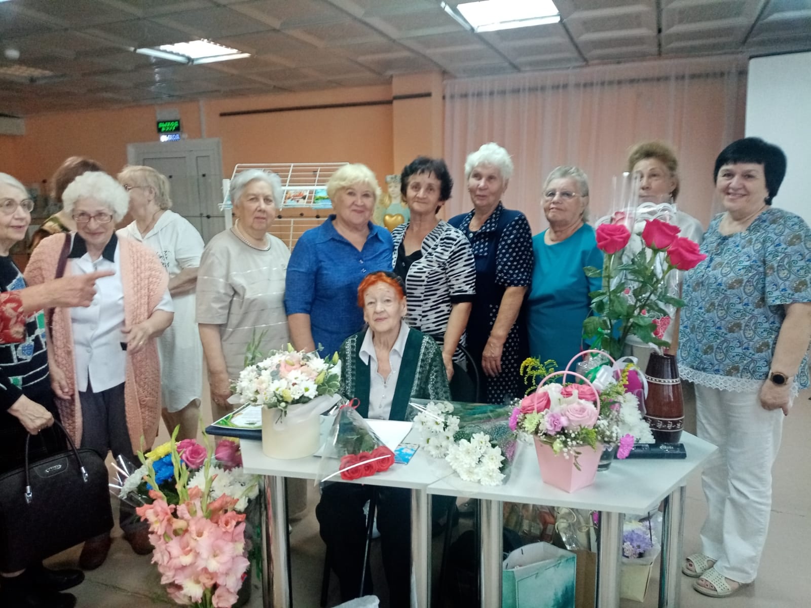 Встреча с поэтессой Верой Шаровой