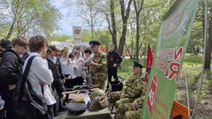 Выставка мобильного музея "ЗАСТАВА" в Парке Победы