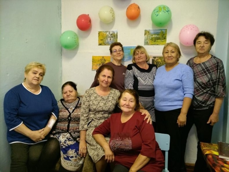 «Есенинские мотивы» и осенние посиделки в Пионерском